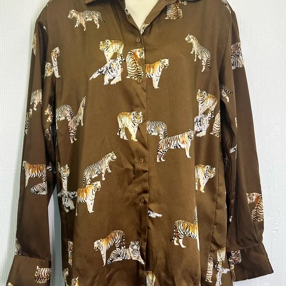 Zara - Fun Tiger Print Brown Button Down Casual  Long Sleeve Soft Blouse Size XS - Picture 2 of 9